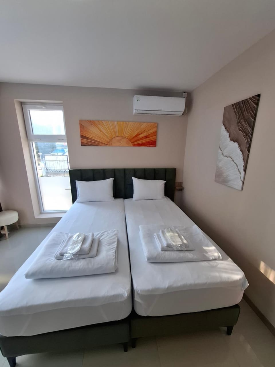 Bed, Photo of the whole room, Bedroom, towels, air conditioner