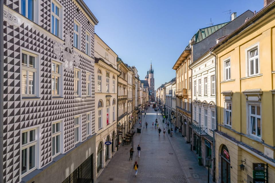 Neighbourhood, Street view, Location