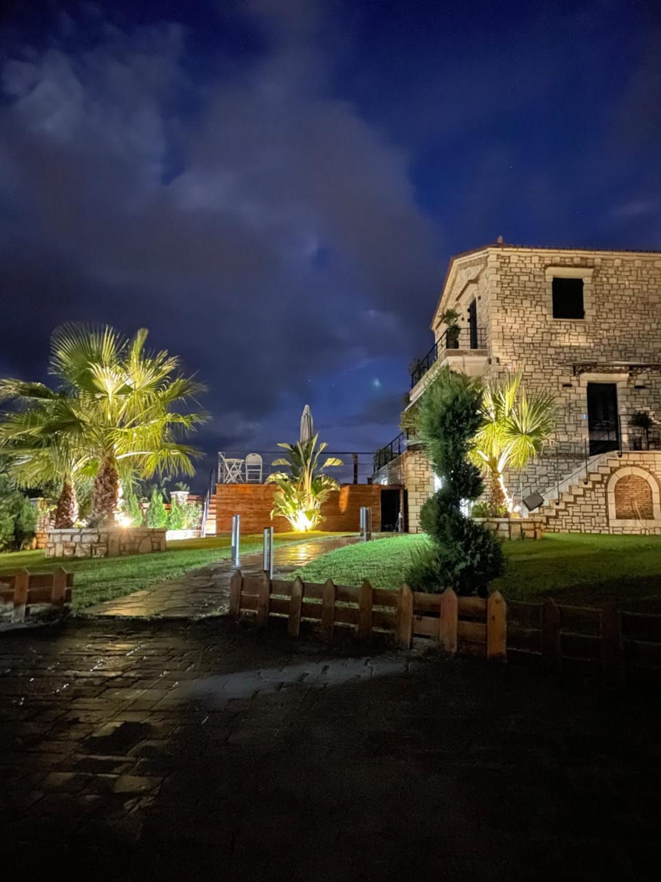 Villa Panorama Campground/ 
RV Resort in Peloponnese, Western Greece and the Ionian
