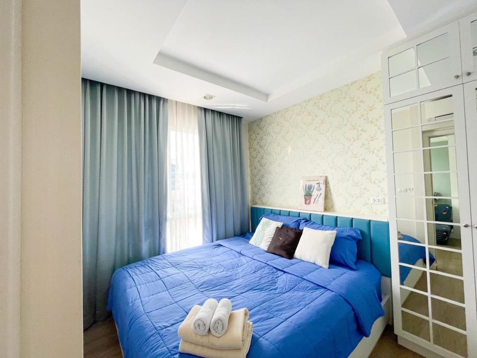 Sweetie's room & The Blu x Bangsaen Apartment in Chon Buri Changwat