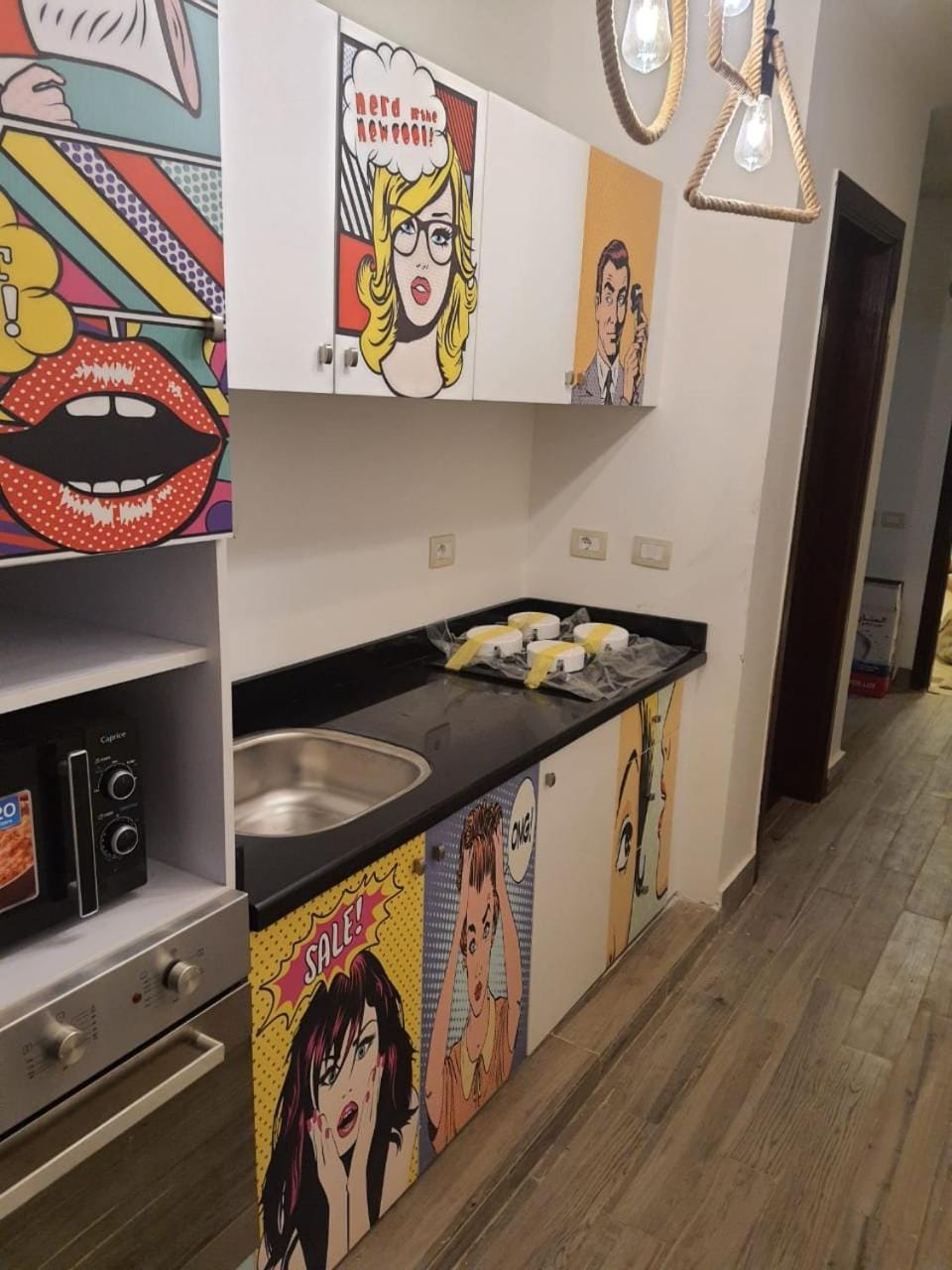 Kitchen or kitchenette