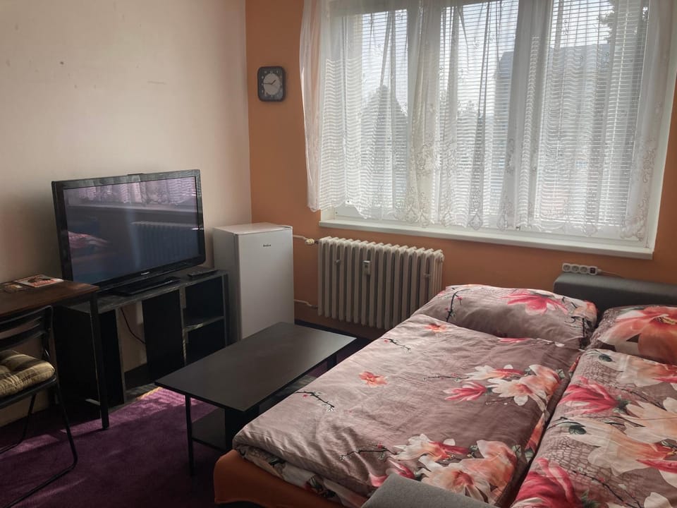 TV and multimedia, Living room, Photo of the whole room