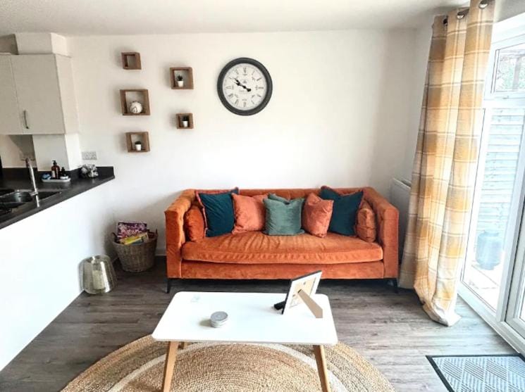 Walker House House in Stroud District