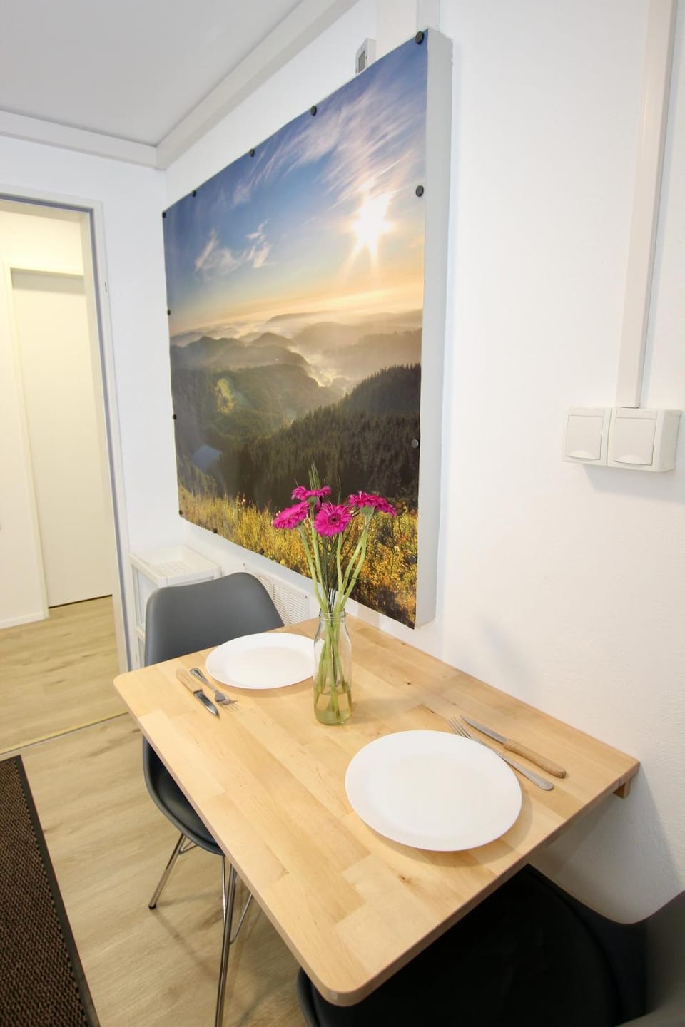 Seating area, Dining area