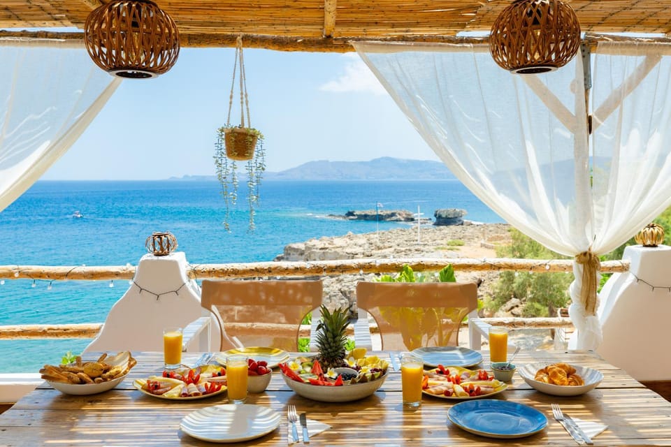 Day, View (from property/room), Balcony/Terrace, Food and drinks, Dining area, Food, Mountain view, Sea view, Breakfast, Lunch, Dinner, Drinks
