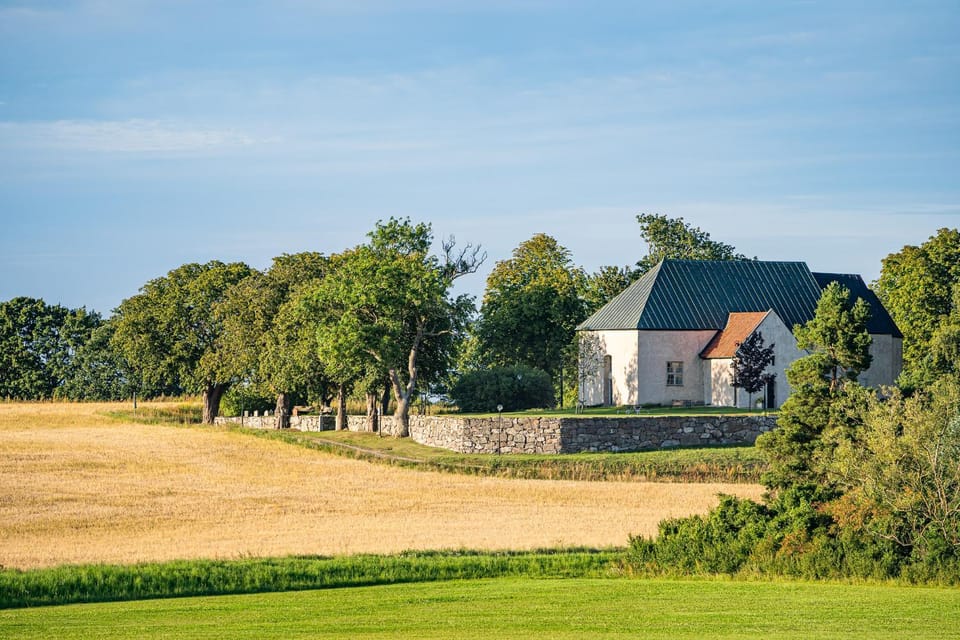 Neighbourhood, Landmark view