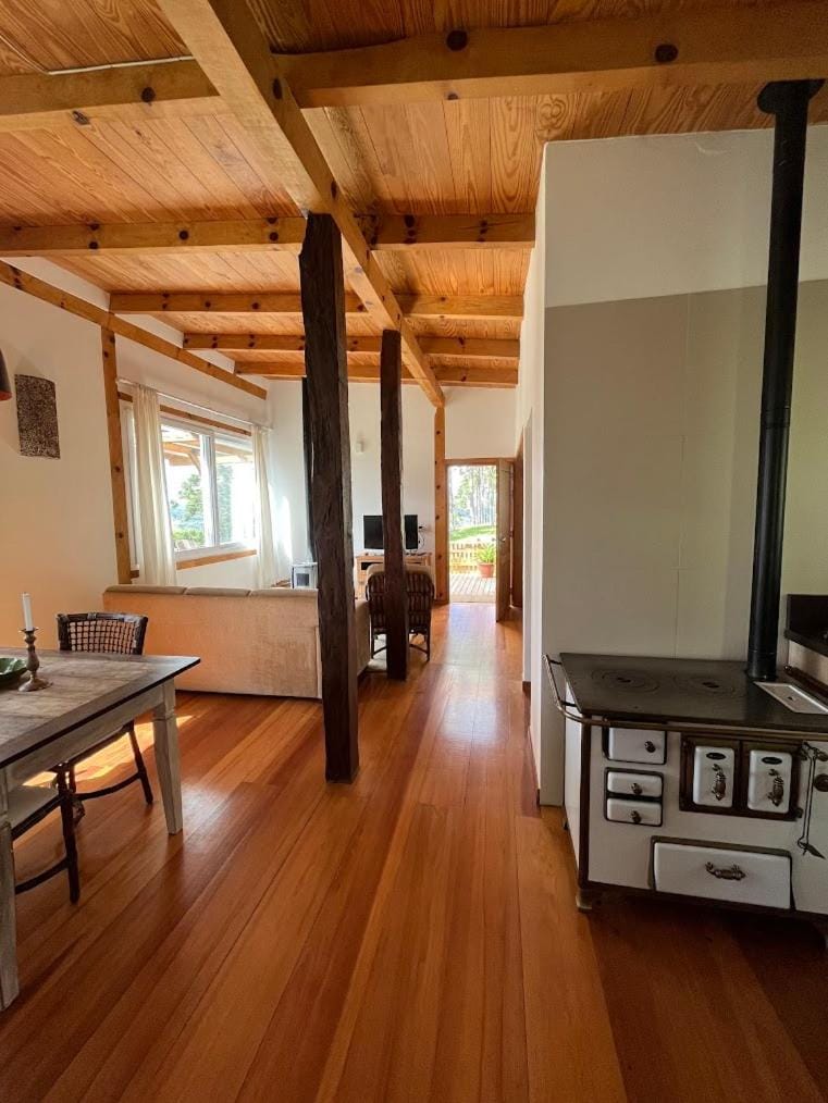Super Cabana na Montanha I com Ofurô I Alto Padrão House in State of Santa Catarina