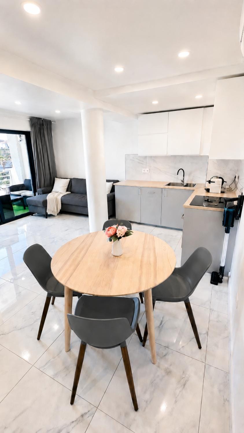 Kitchen or kitchenette, Living room, Dining area
