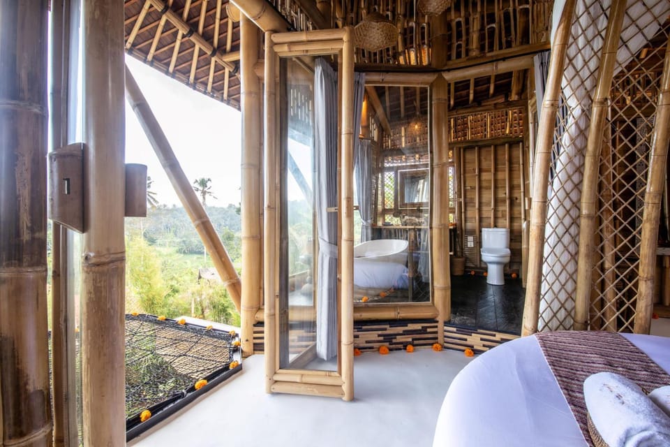 Magic Hills Bali - Eco Luxury Adventure Villa in Selat