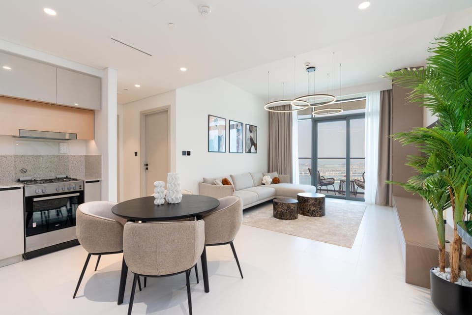 Kitchen or kitchenette, Living room, Dining area