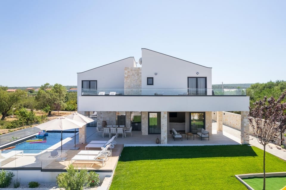 Luxury Villa Terra Dalmatica heated pool jacuzzi sauna Villa in Zadar County