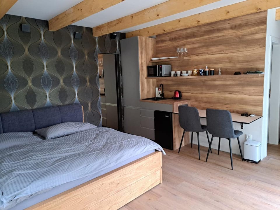 Living room, Photo of the whole room, Seating area, Bedroom