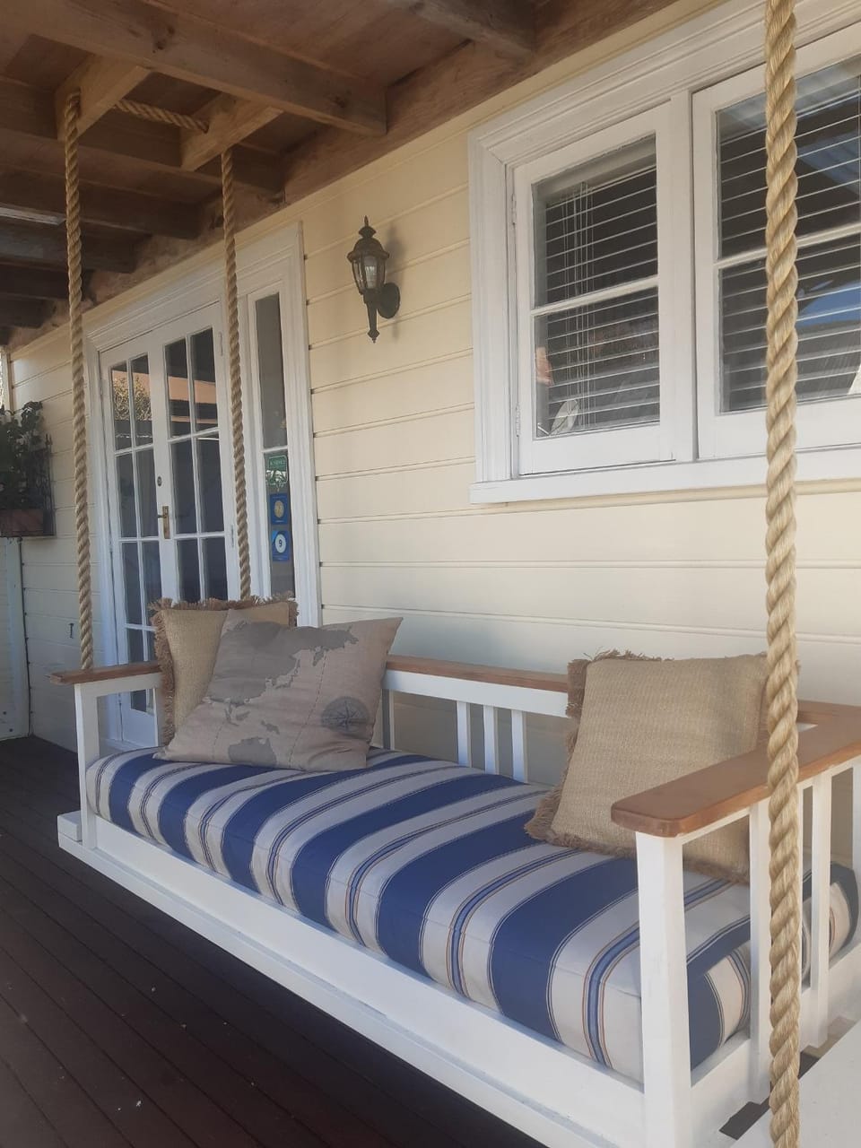 Balcony/Terrace, Decorative detail