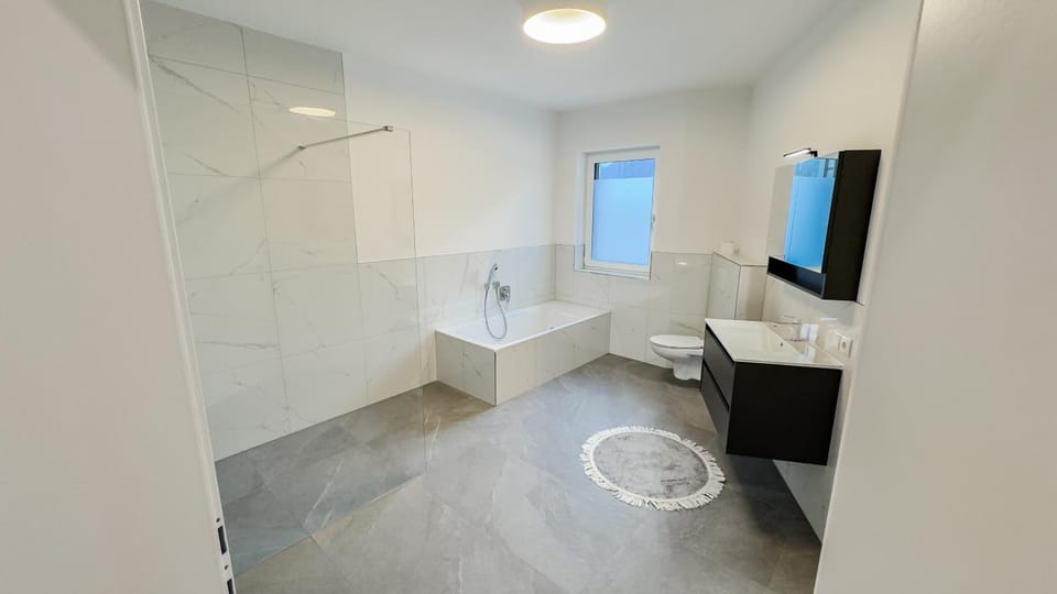 Bathroom, Living room