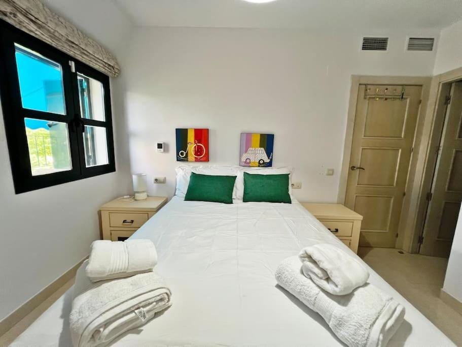 Nuevo y exclusivo ático de playa Apartment in Fuengirola