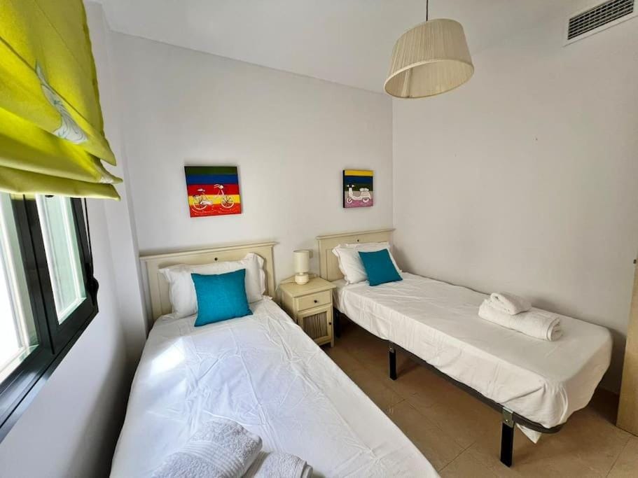 Nuevo y exclusivo ático de playa Apartment in Fuengirola