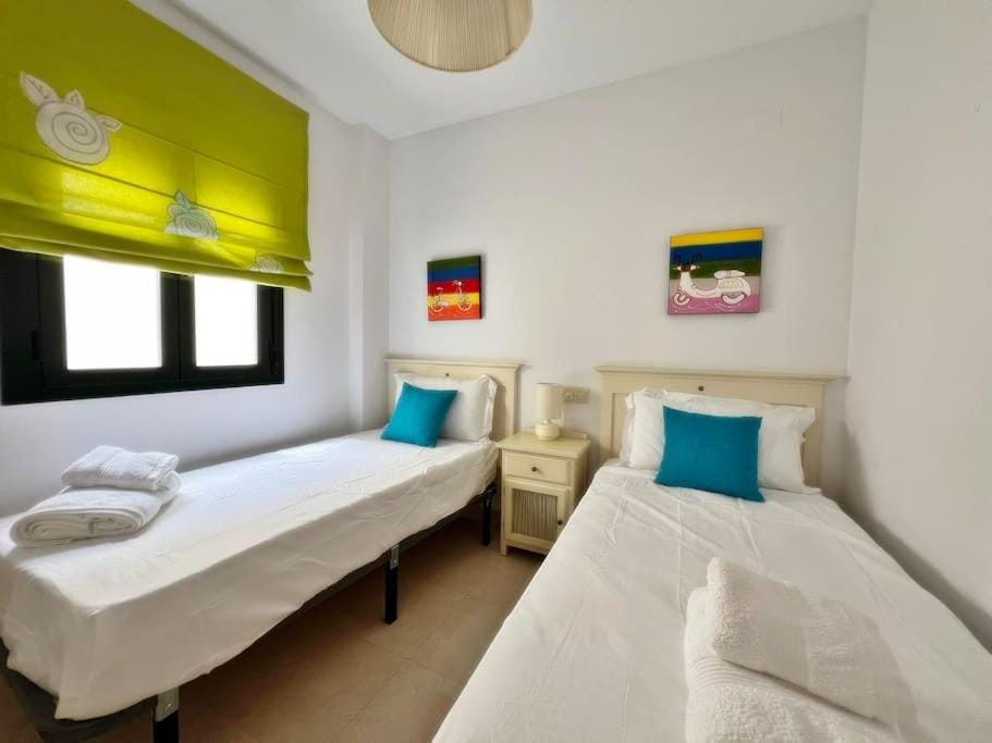 Nuevo y exclusivo ático de playa Apartment in Fuengirola