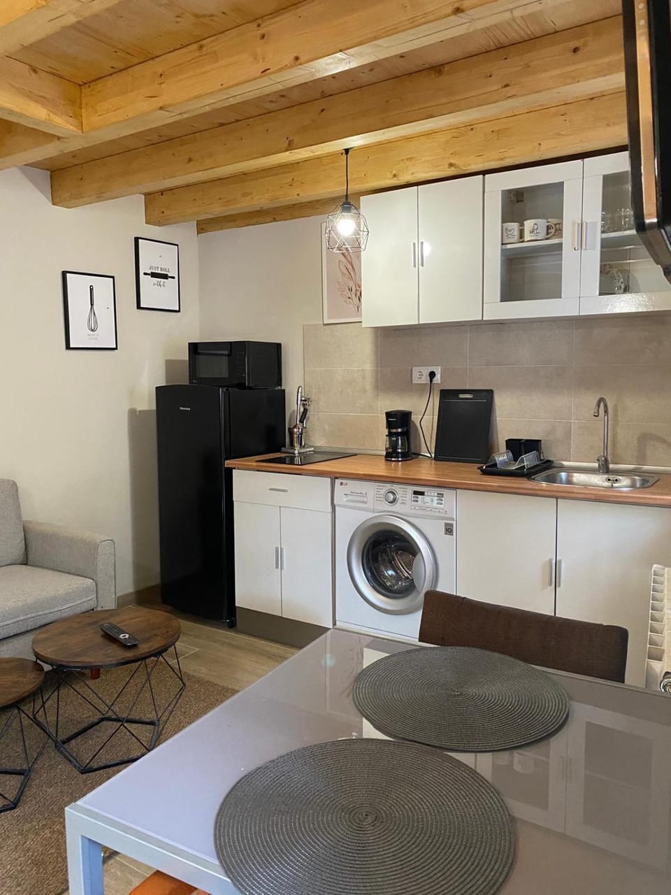 Kitchen or kitchenette