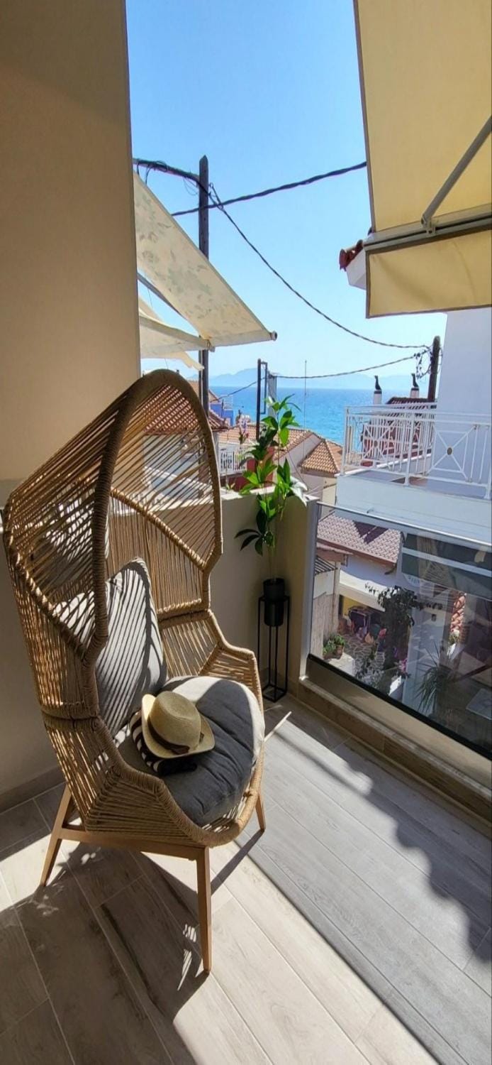 View (from property/room), Balcony/Terrace, Sea view