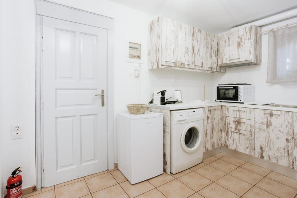 microwave, washing machine