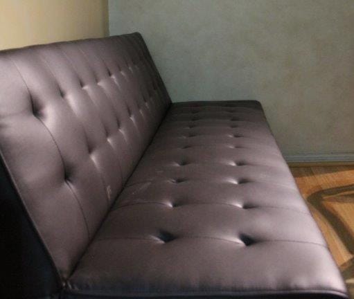 Bed, Living room