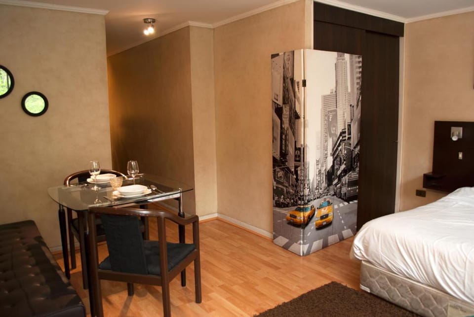 Living room, Dining area, Bedroom