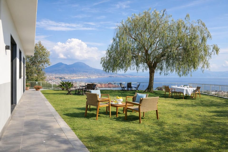 Garden view, Garden view