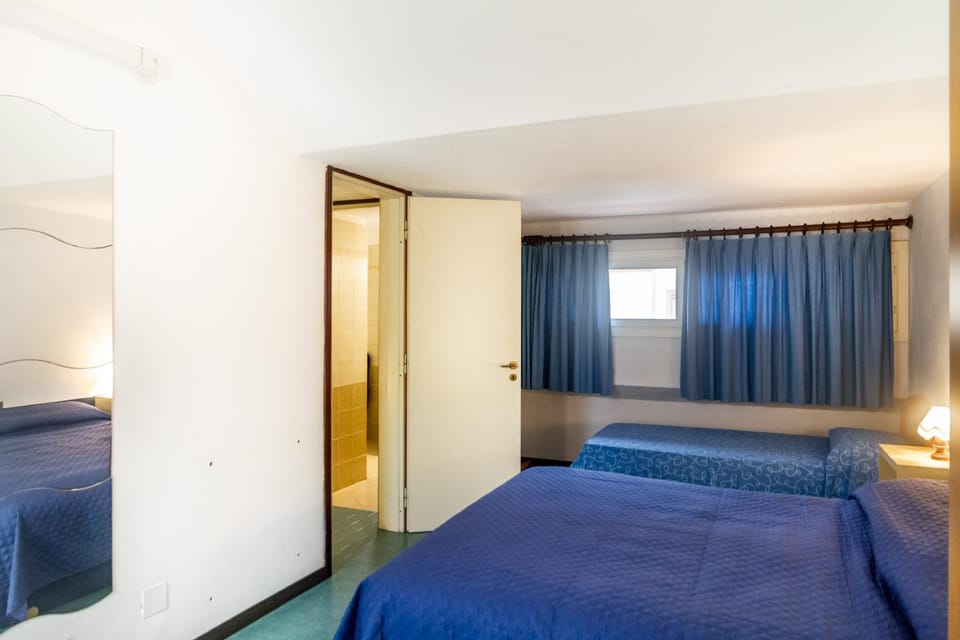 Property building, Living room, Bedroom