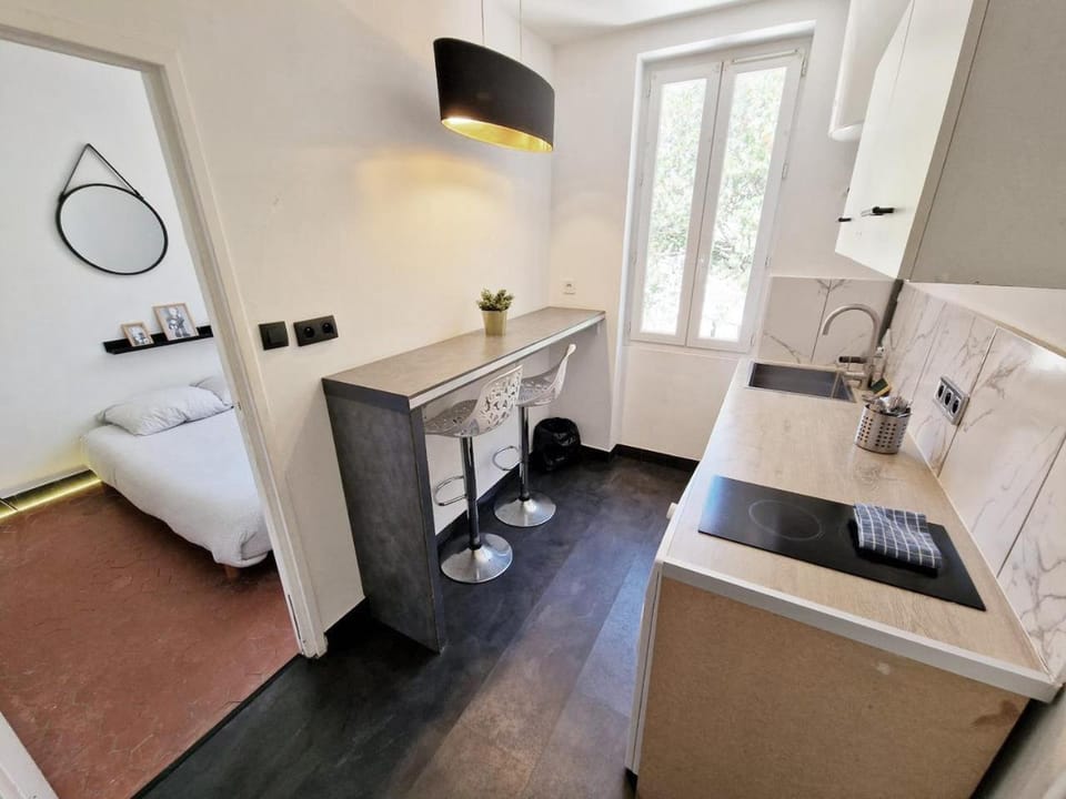 GregBnb - T2 36m2 - CLIMATISÉ - WiFi Fibre Apartment in Toulon