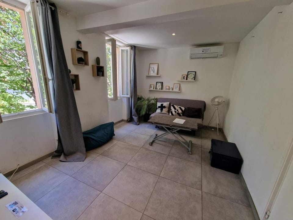 GregBnb - T2 36m2 - CLIMATISÉ - WiFi Fibre Apartment in Toulon