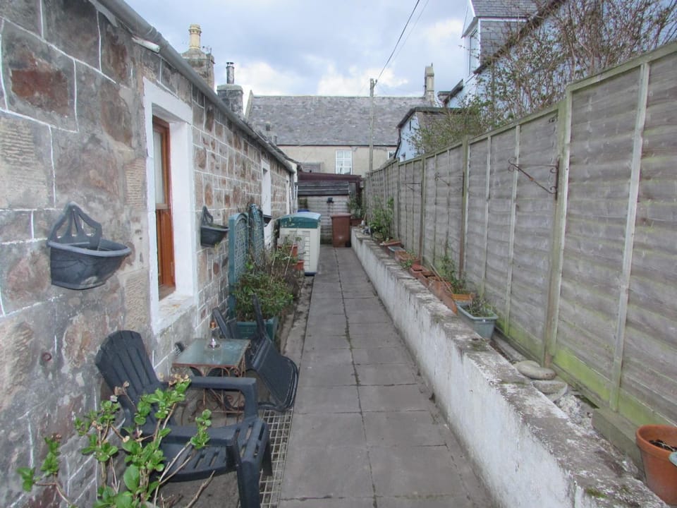 Tranquil Coastal Cottage with Stunning Views House in Portknockie