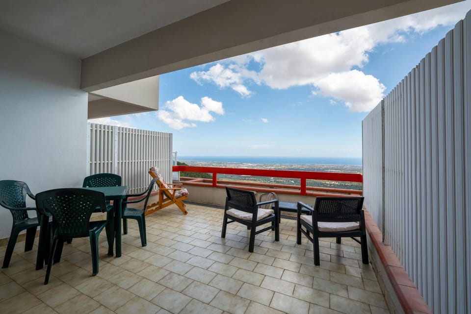 Natural landscape, View (from property/room), Balcony/Terrace, Balcony/Terrace, Other, Dining area, Sea view