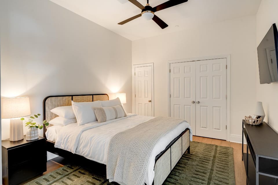 Bed, Bedroom