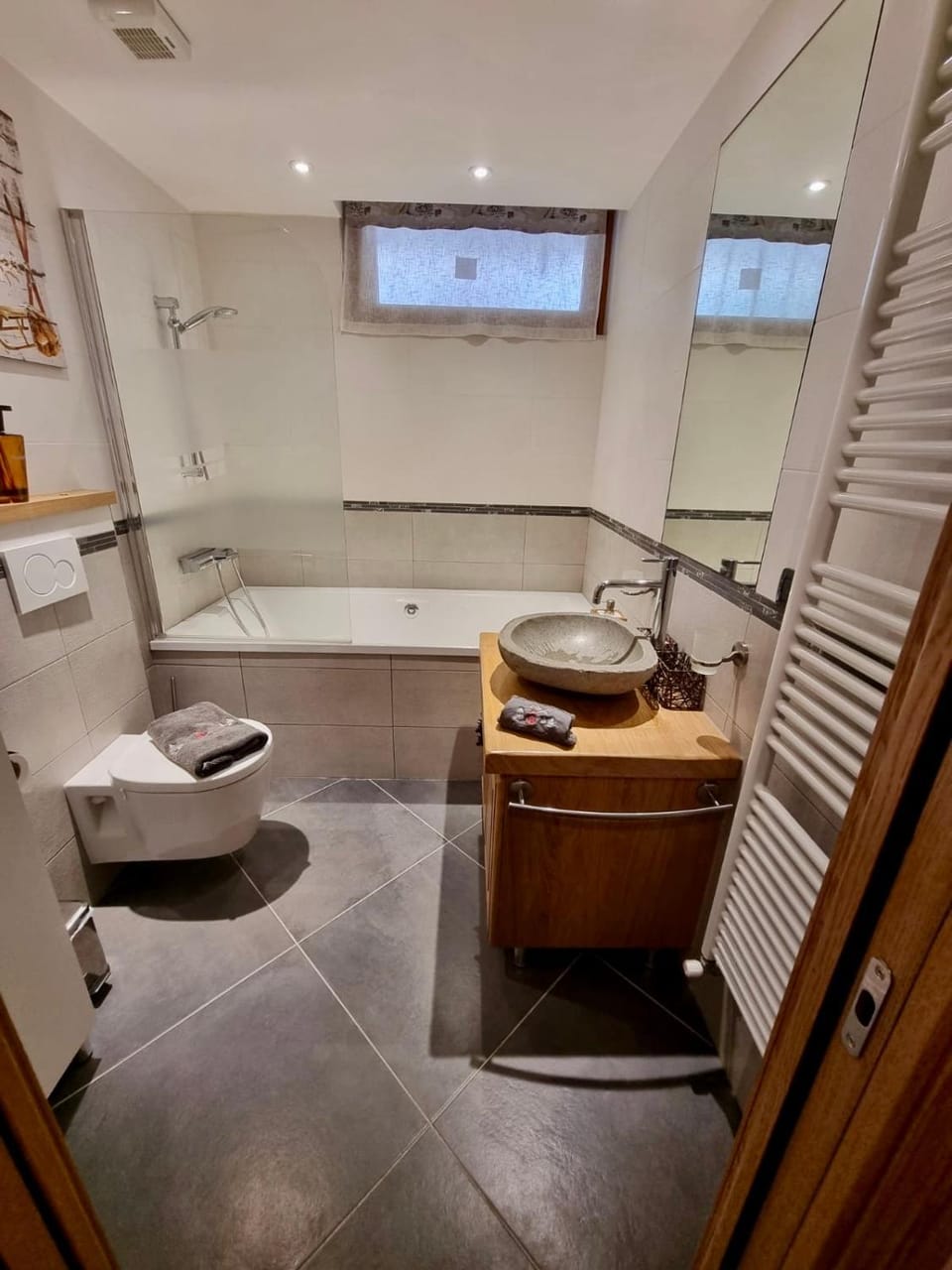Toilet, Bathroom, Bath, towels