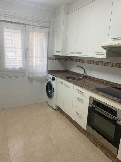 Cómodo alojamiento en Gijón Apartment in Gijón