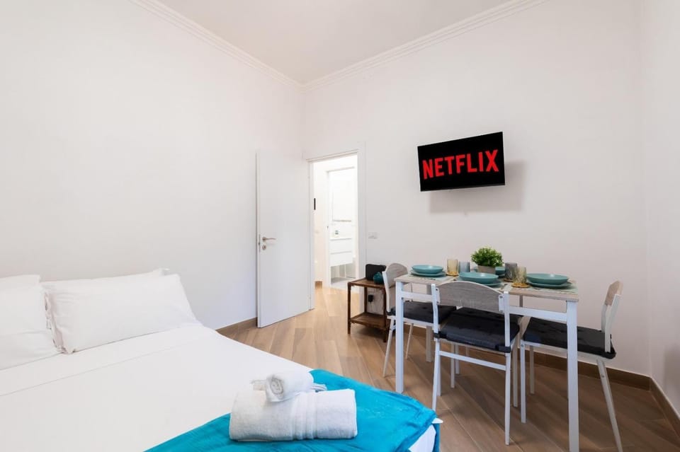 Communal lounge/ TV room, TV and multimedia