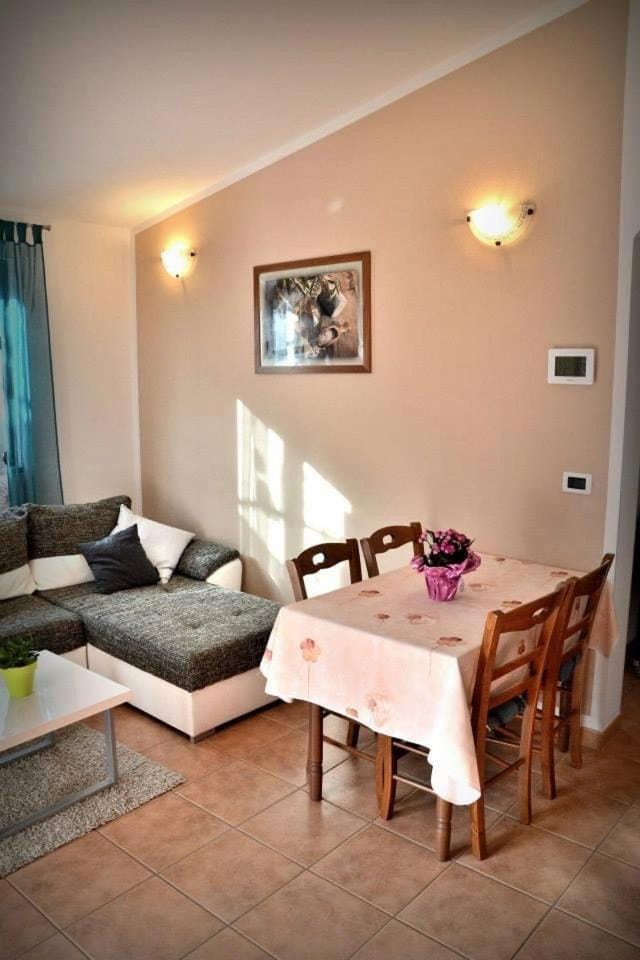 Apartmani Petar Stojnić Apartment in Istria County