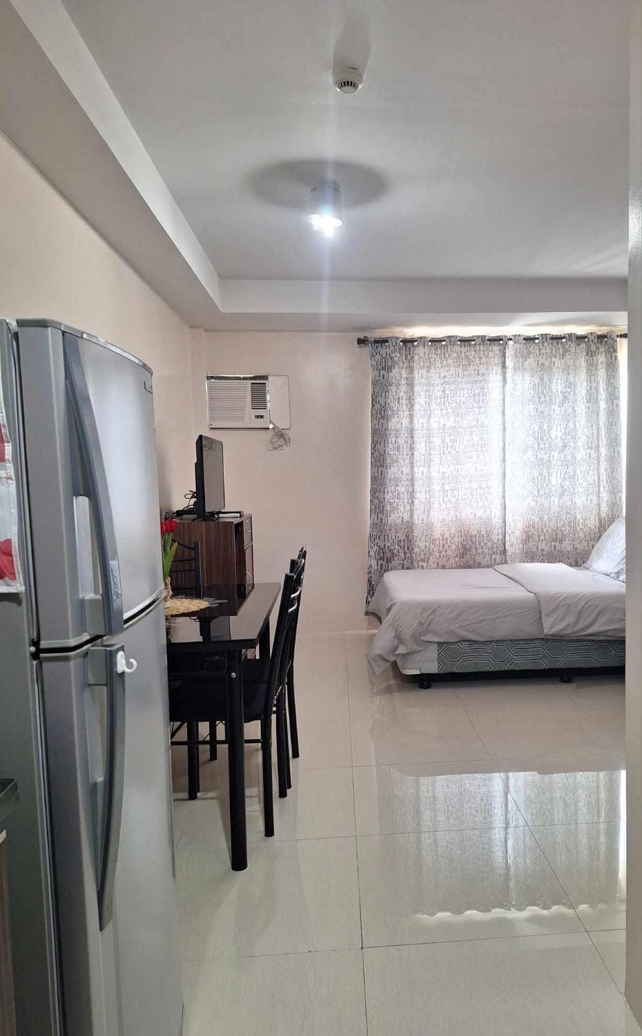 R1123 Tower 3 Persimmon Studio Apartment hotel in Lapu-Lapu City