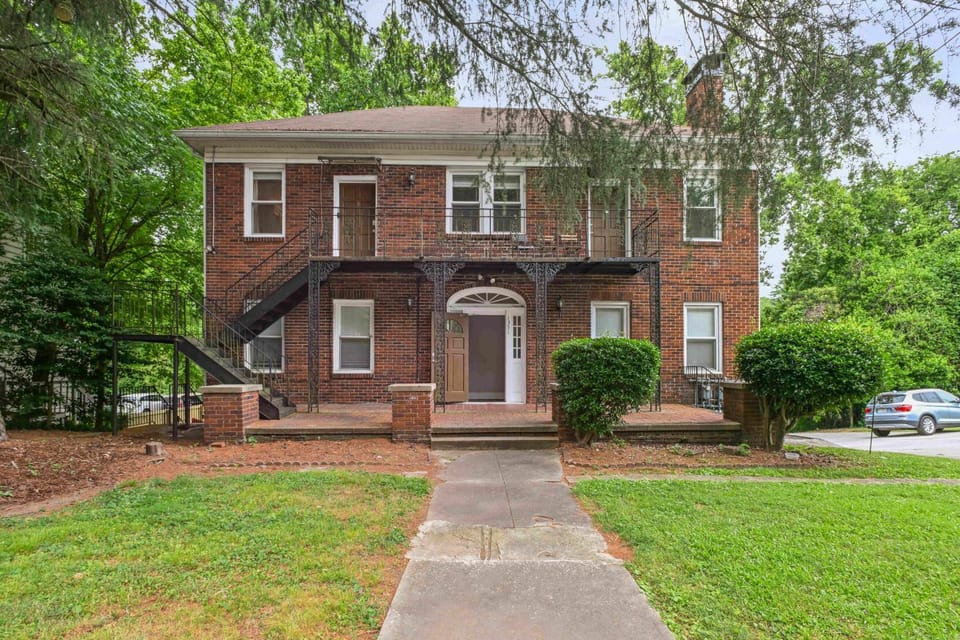 Druid Dreamscape Apartment in Druid Hills