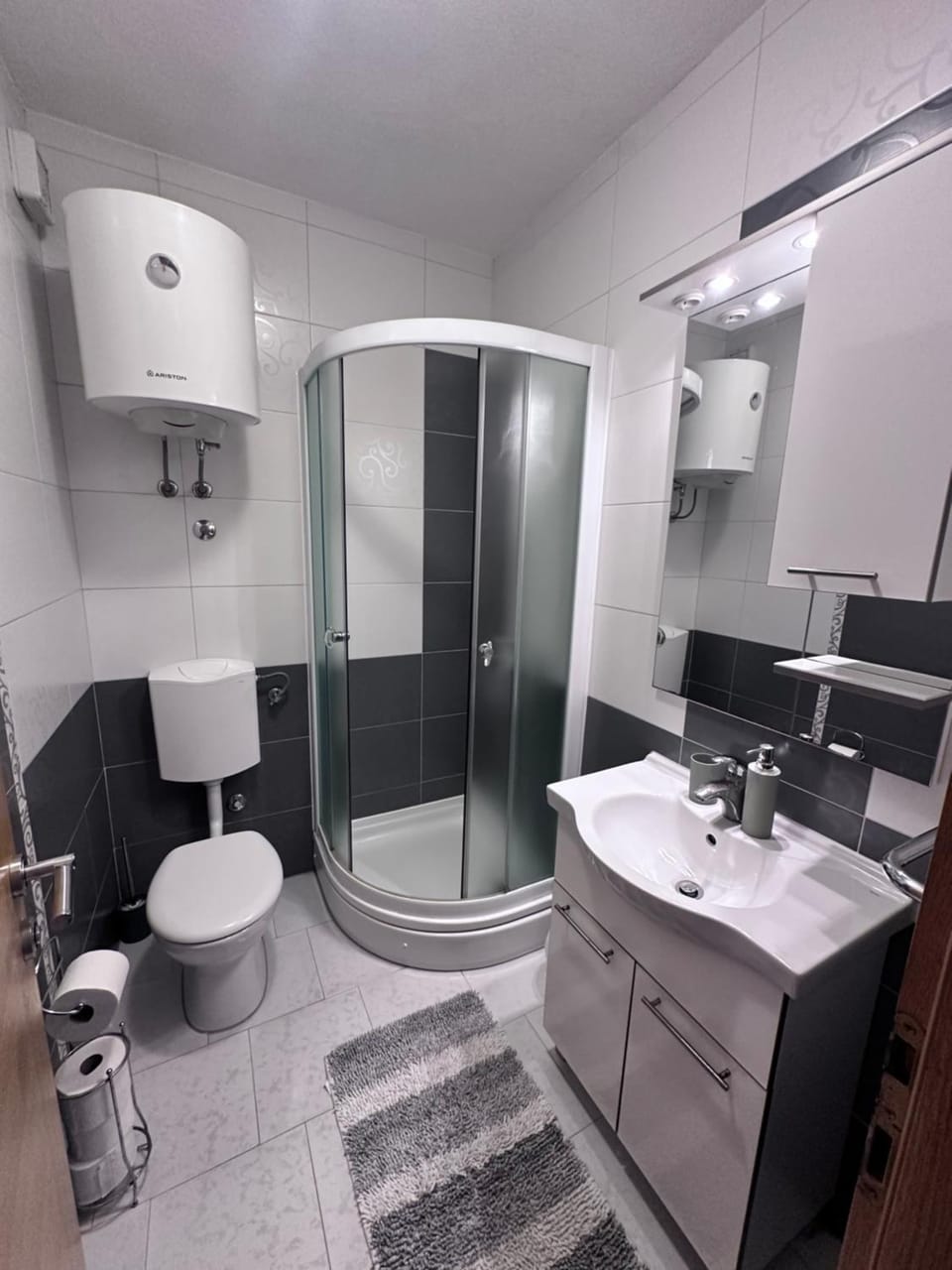 Lavandera Apartment in Makarska