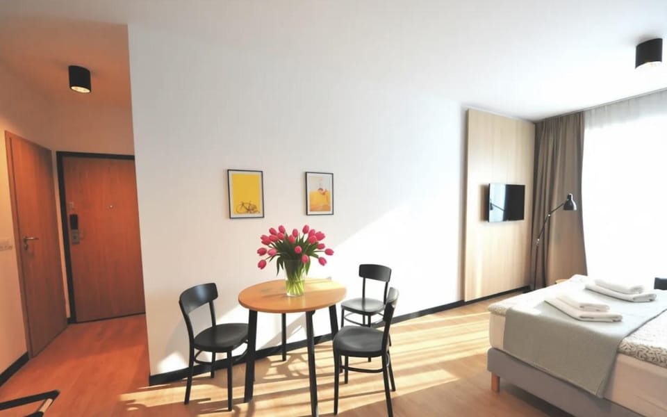 TV and multimedia, Photo of the whole room