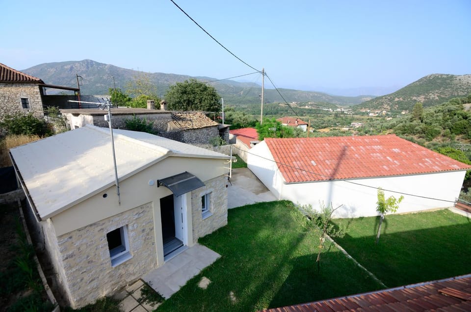 Villas 1850 Villa in Peloponnese, Western Greece and the Ionian