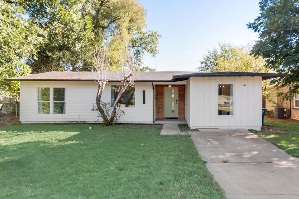Forest Meadow Homestead House in Dallas