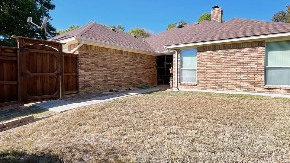 Spacious Single-Story Plano Home House in Allen