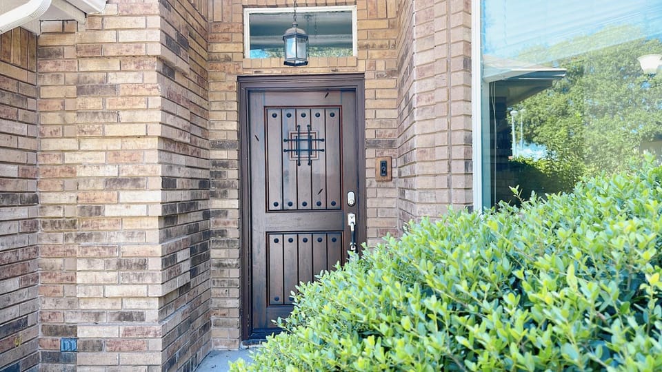 Spacious Single-Story Plano Home House in Allen