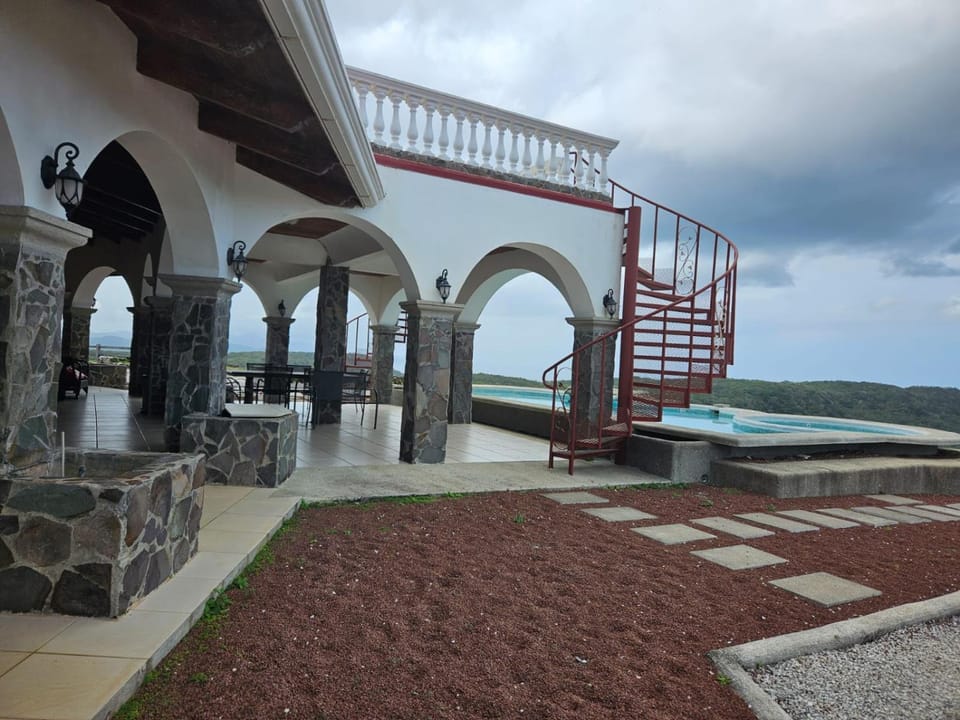 Day, Natural landscape, Pool view, Swimming pool