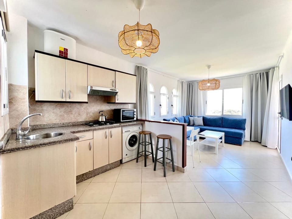 Living room, Dining area, dishwasher, stove