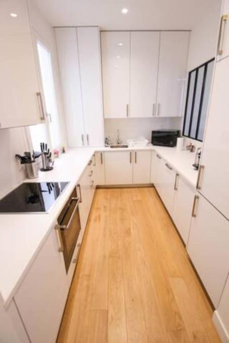 Luxury Appartement Champs Elysees Apartment in Paris