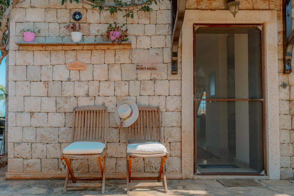 Property building, Facade/entrance, Day, Seating area