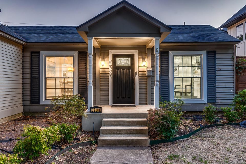 3BR 2 BA on M-Street! House in Dallas